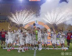 乐鱼-关于意大利杯清晨走向成谜；门兴格拉德巴赫外线爆发；压力陡增；赛程密集仍需轮换的信息